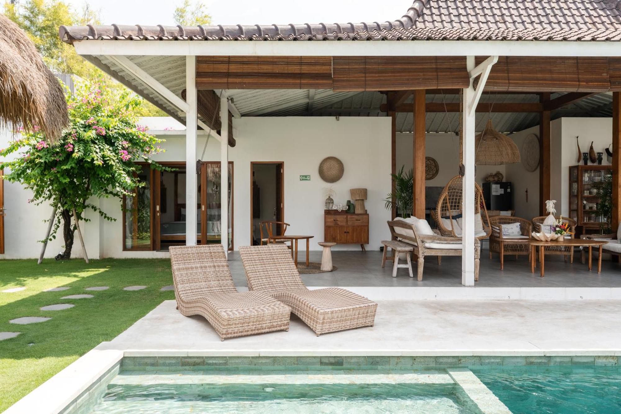 Folie By Alfred In Bali *