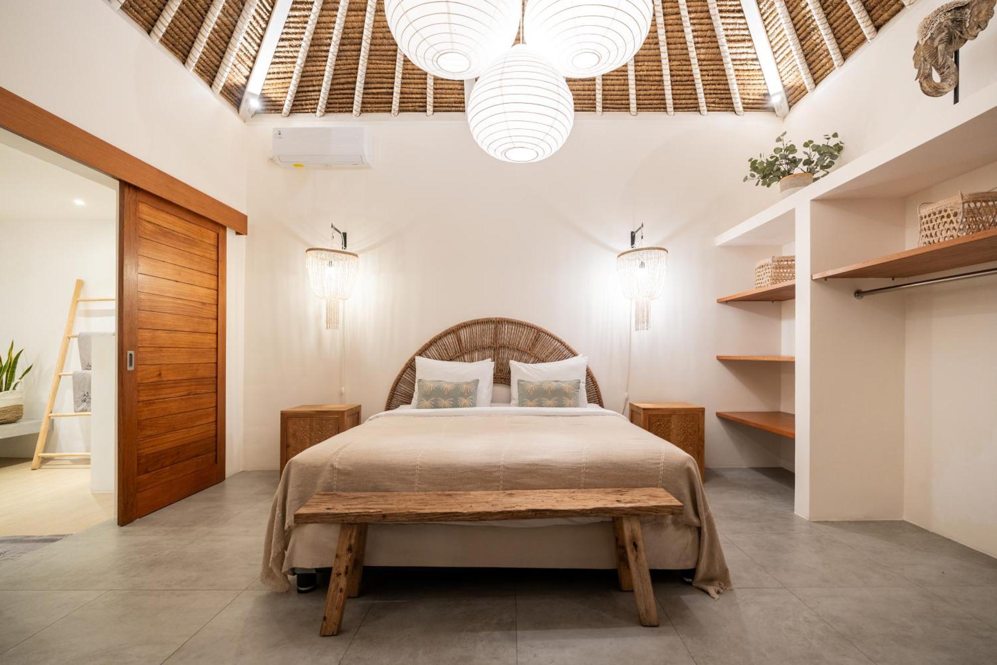 Folie By Alfred In Bali Villa *